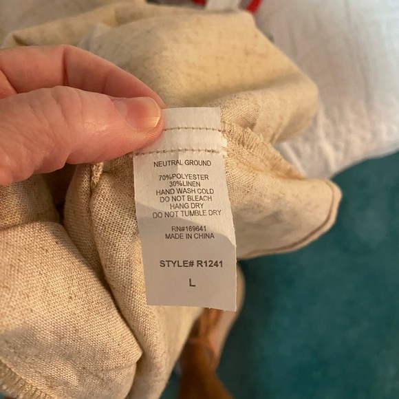 NWT Linen Blend Button Down Romper Size Large - Picture 4 of 4